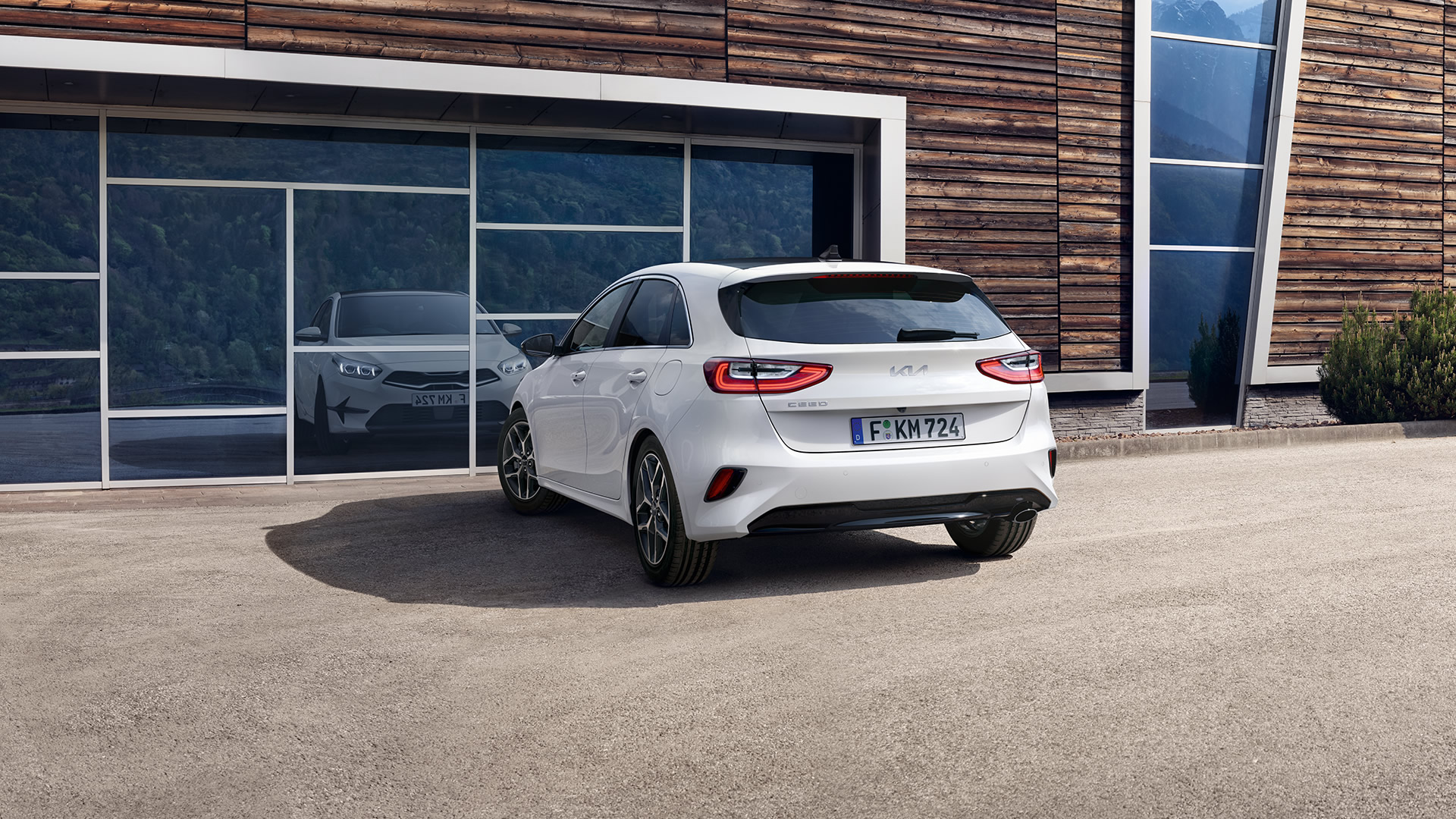 Kia Ceed, Heckansicht, Weiß